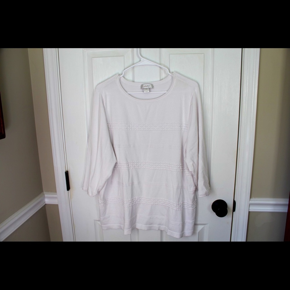 2x white 3/4 sleeves
